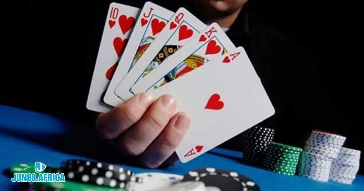 Khi nào nên rút bài để có lợi thế hơn?